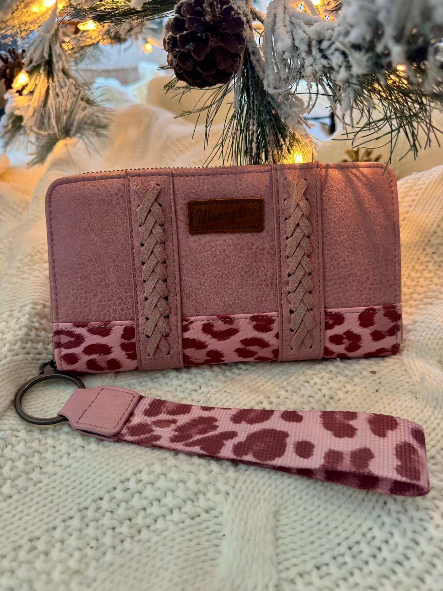 Wrangler Pink Cheetah Clutch