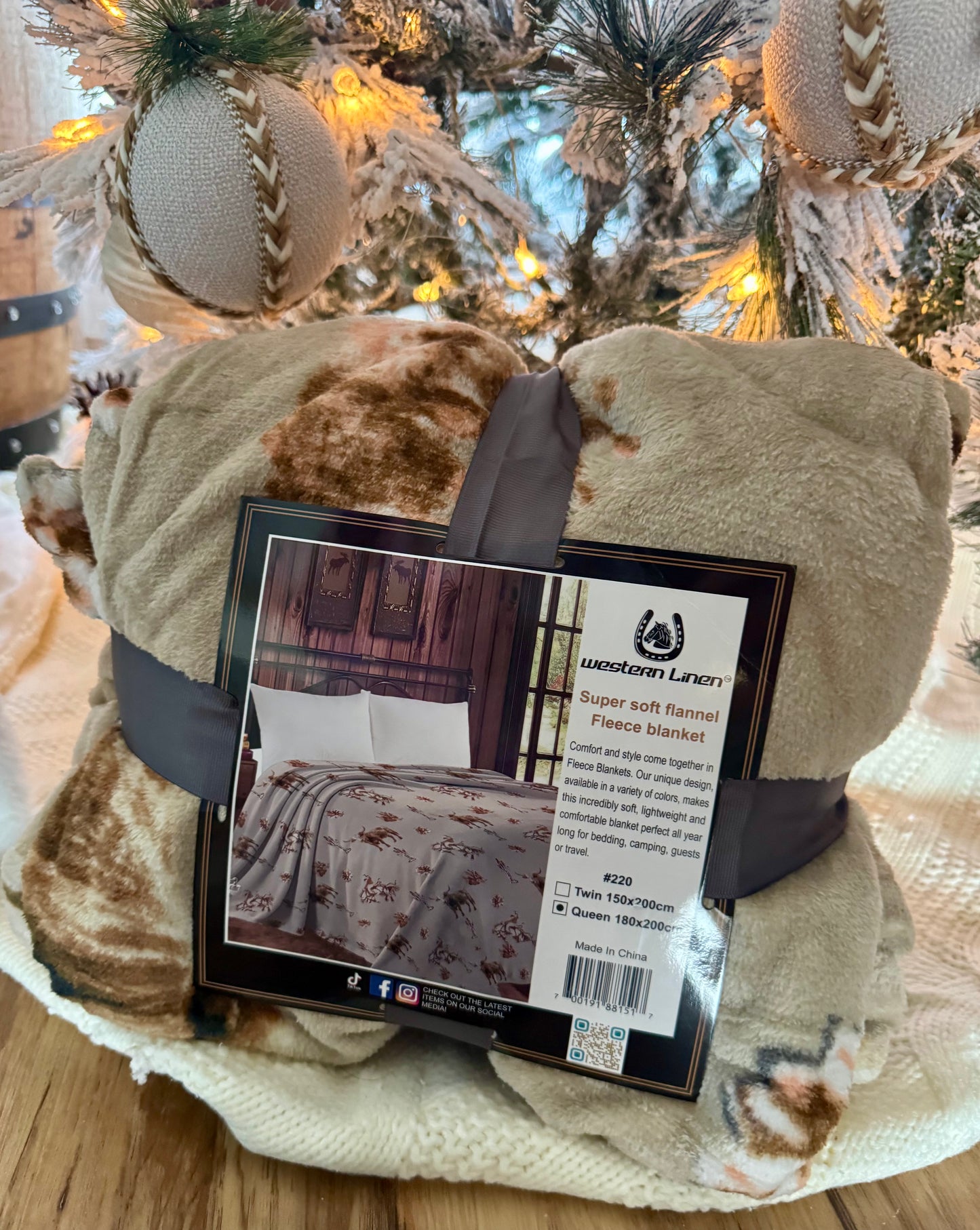 Western Fleece Blankets